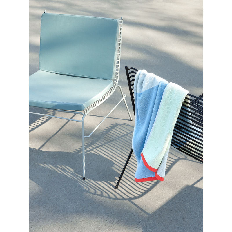 Fauteuil lounge Hübsch String, gris clair