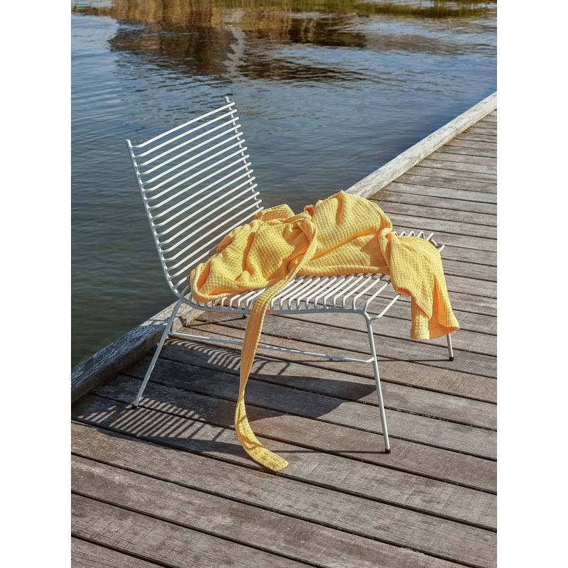 Fauteuil lounge Hübsch String, gris clair