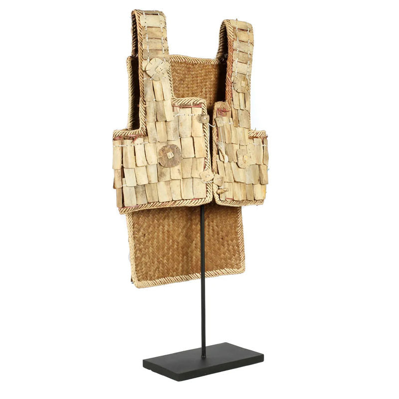 Bazarbizar-b2b le guerrier sur le stand