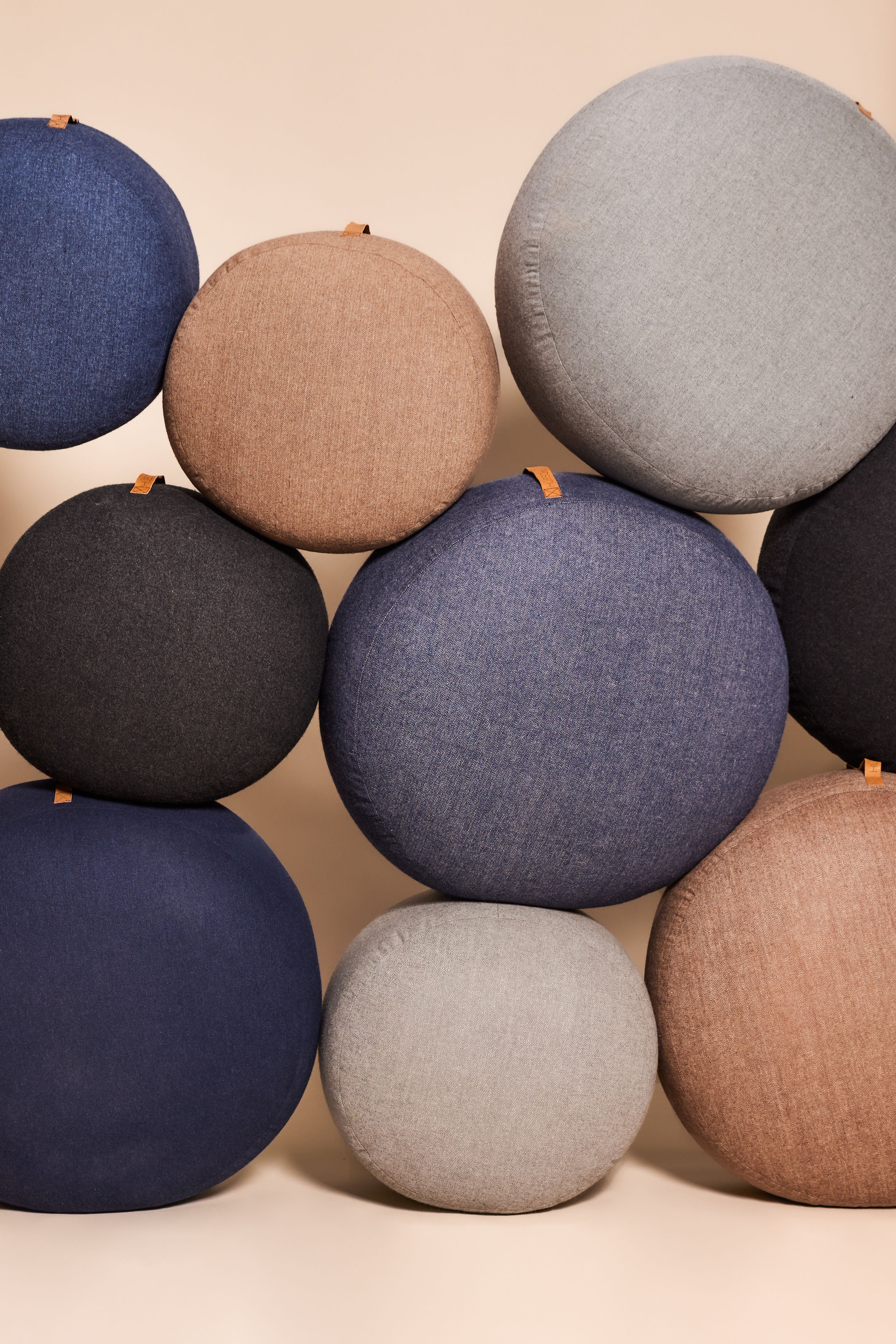 Hübsch Mochi Poef Ø70 Blau