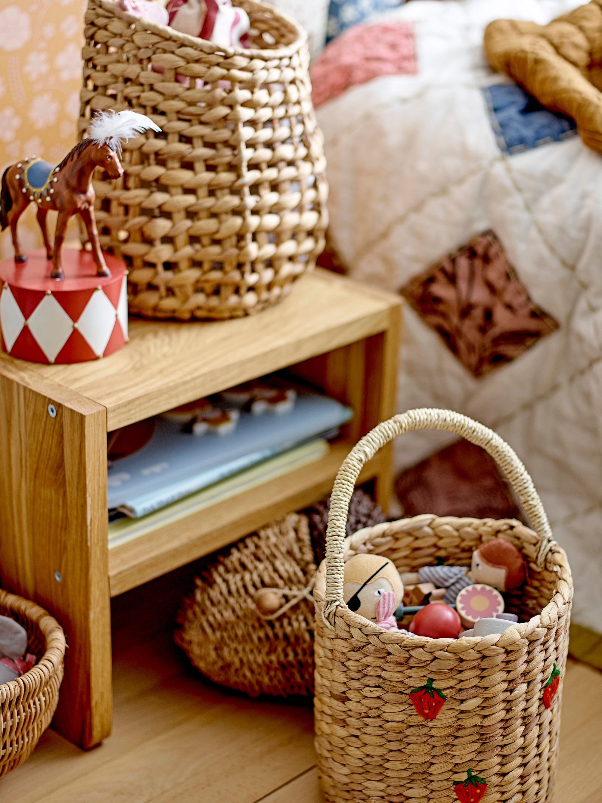 Bloomingville MINI Bass Tabouret, Marron, Chêne